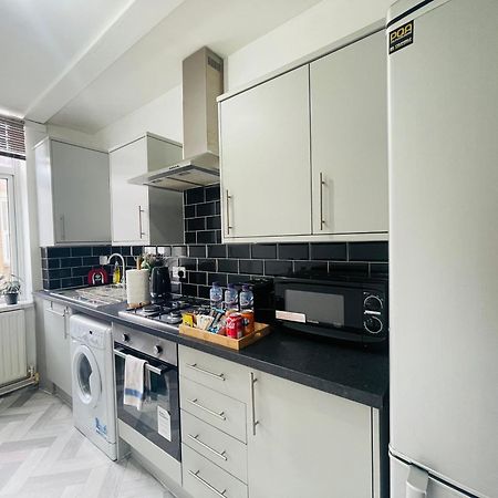 Spacious City Centre 2 Bedroom Apartment - Lt Apartment レスター エクステリア 写真